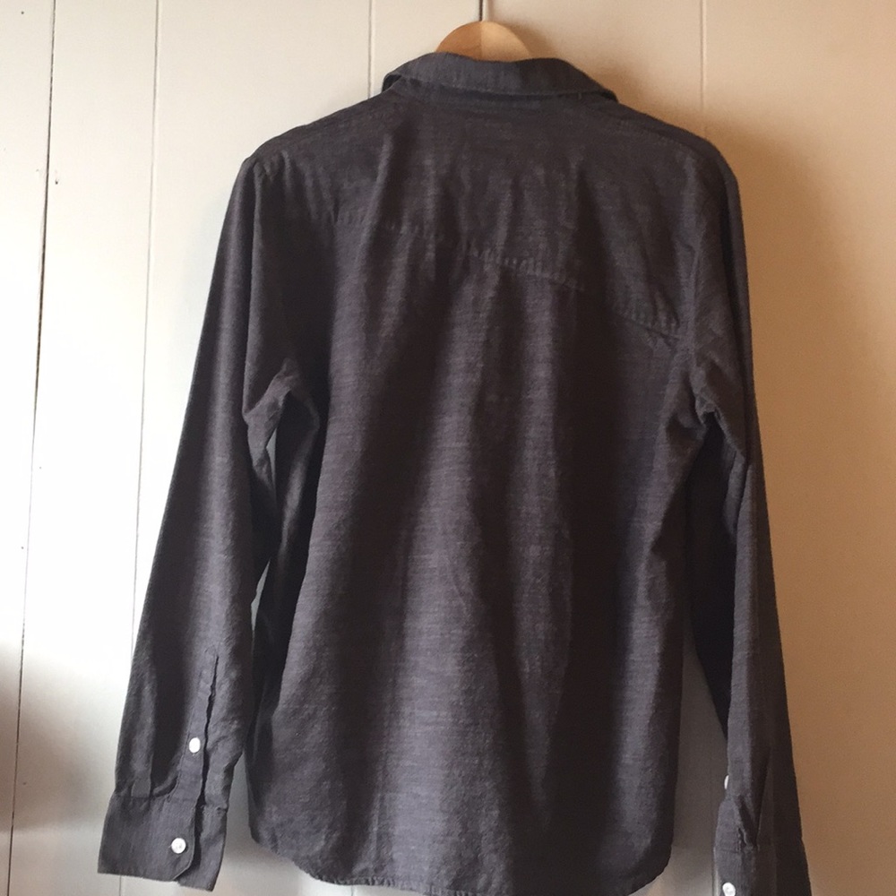 ***SOLD***Men’s Volcom Grey Button Down Sz Small - Picture 8 of 8